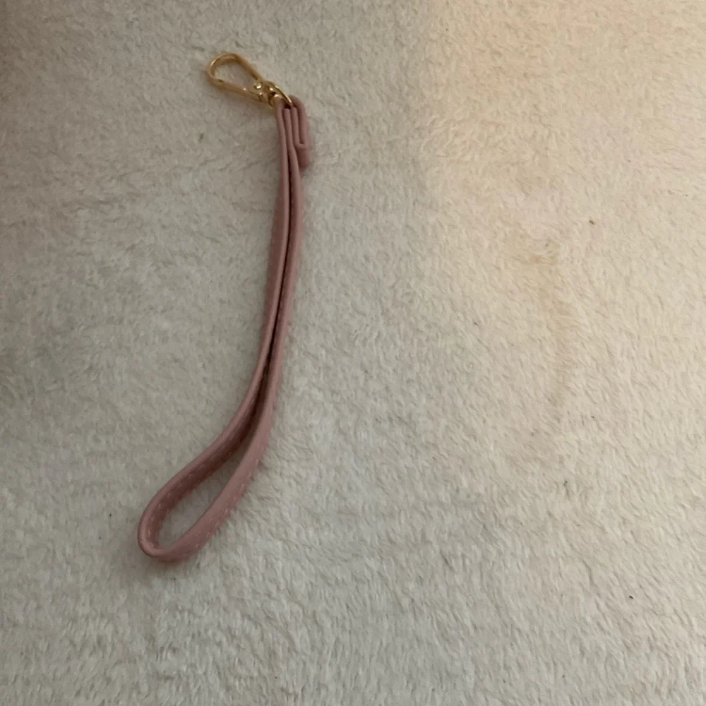 Textured Zip-Around Wallet in Blush